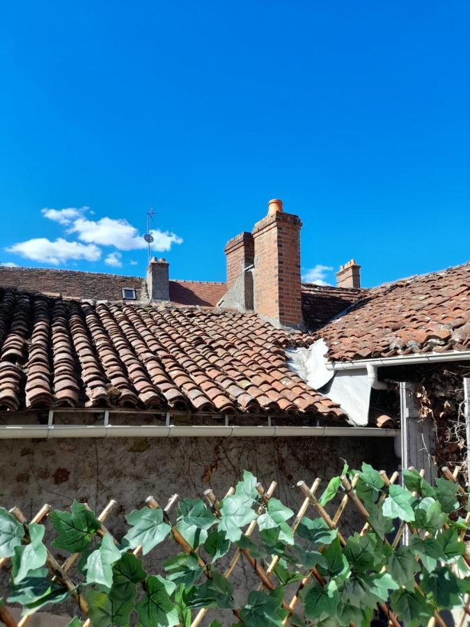 GÎte Déco Magnac-Laval Exterior foto